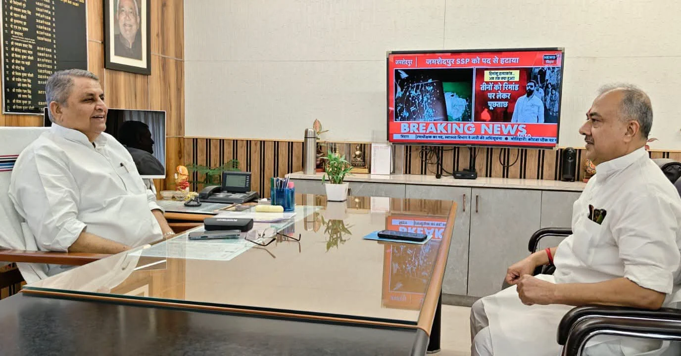 Former MP Sushil Kumar Singh Meets Deputy CM Vijay Kumar Chaudhary