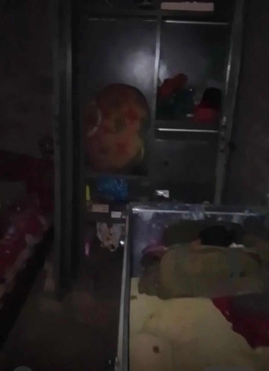 Thefts in 4 houses in a single night,thieves make off with jewelry worth lakhs
