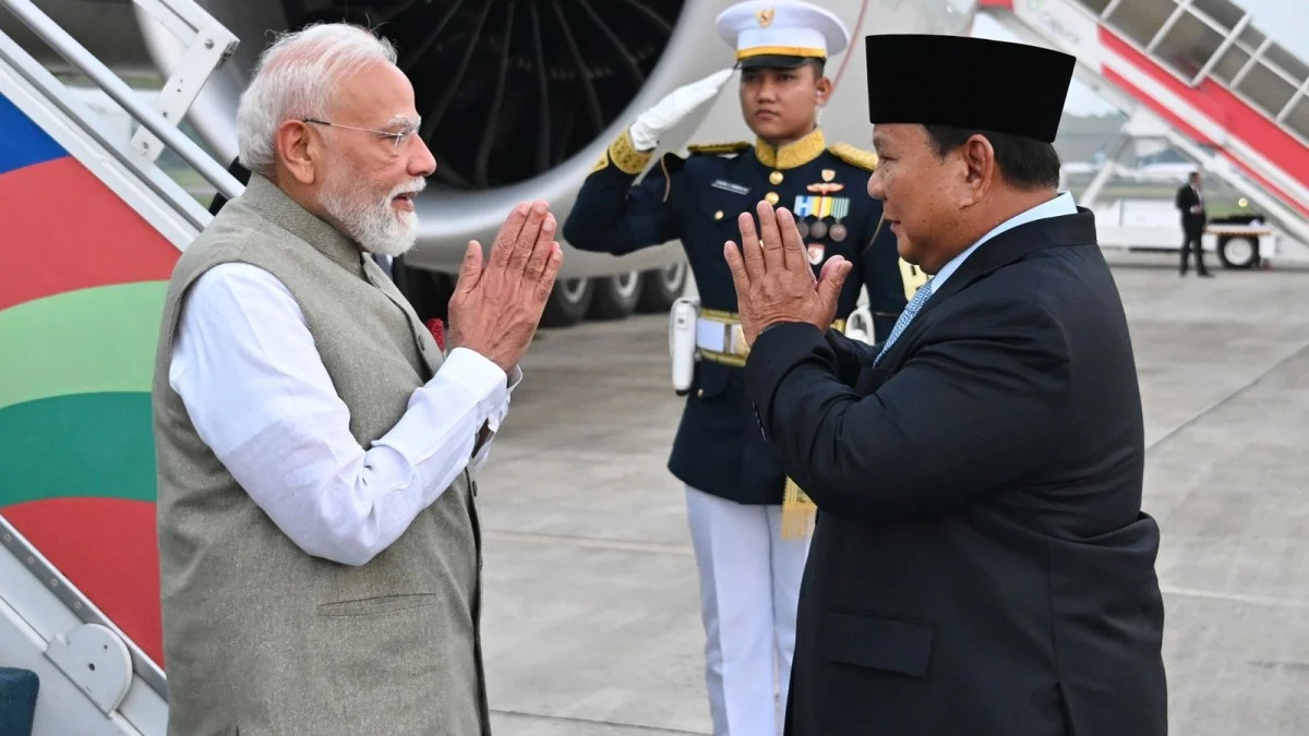 Modi’s Jakarta Visit Seals Historic BrahMos, Astra, and Port Pacts