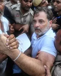 Rahul, Priyanka Detained During Congress Protest Over NEET Row